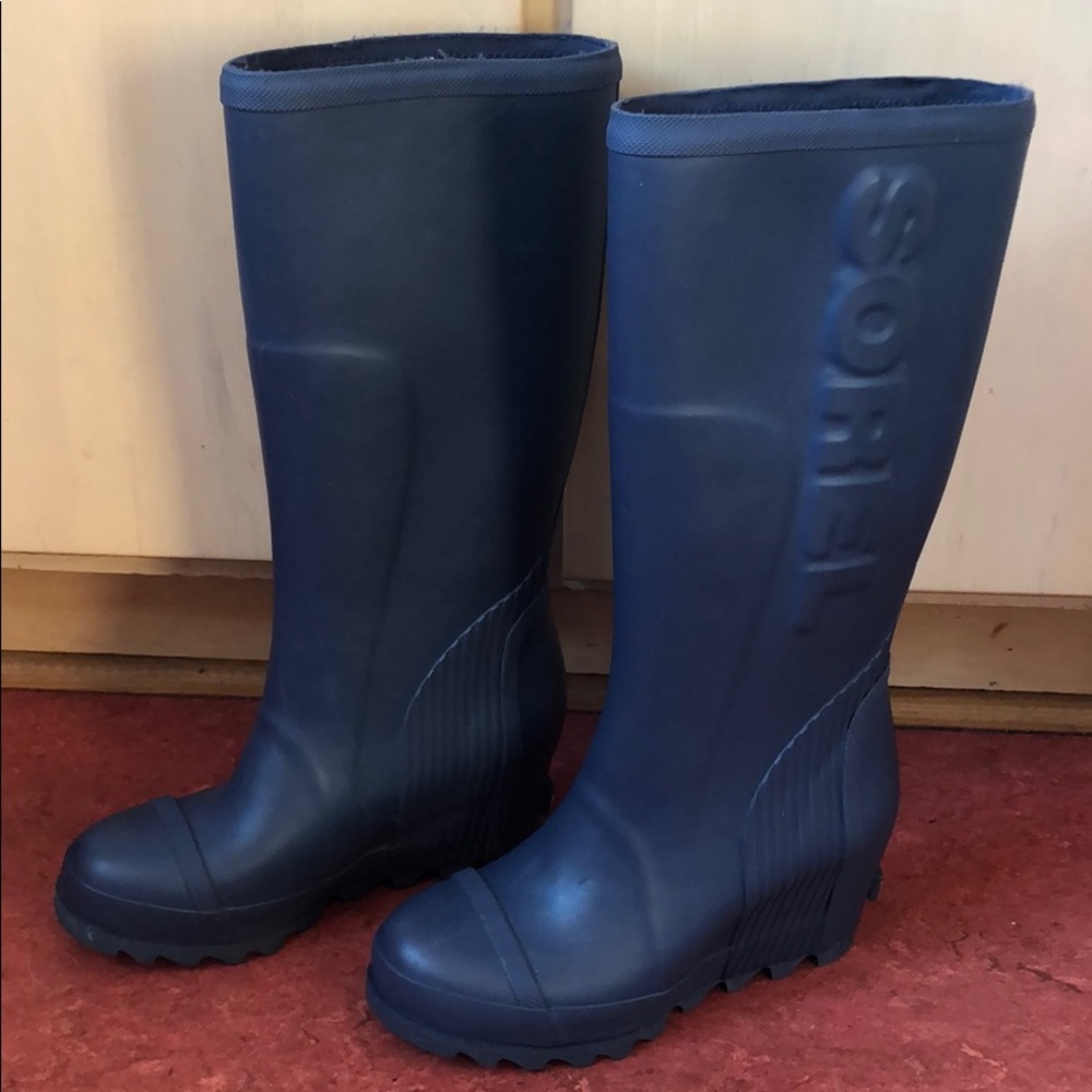 Sorel Joan Rain Boots size 7